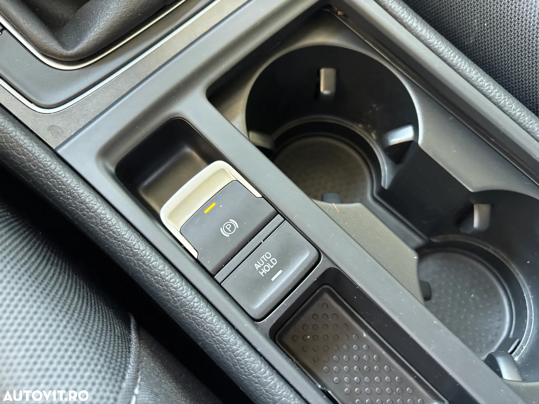 Volkswagen Golf 1.6 TDI Trendline - 26