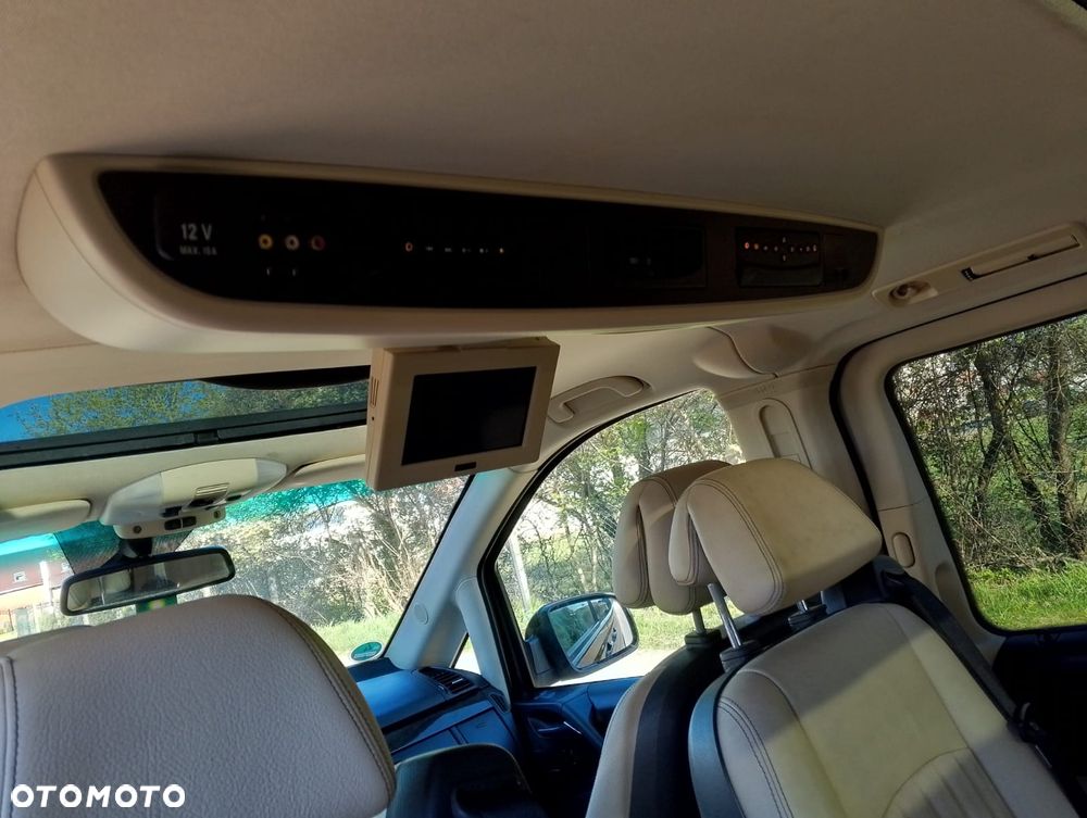 Mercedes-Benz Viano 3.0 CDI lang Automatik X-CLUSIVE DPF - 12