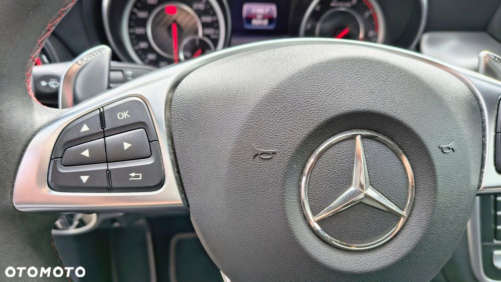Mercedes-Benz GLA - 18