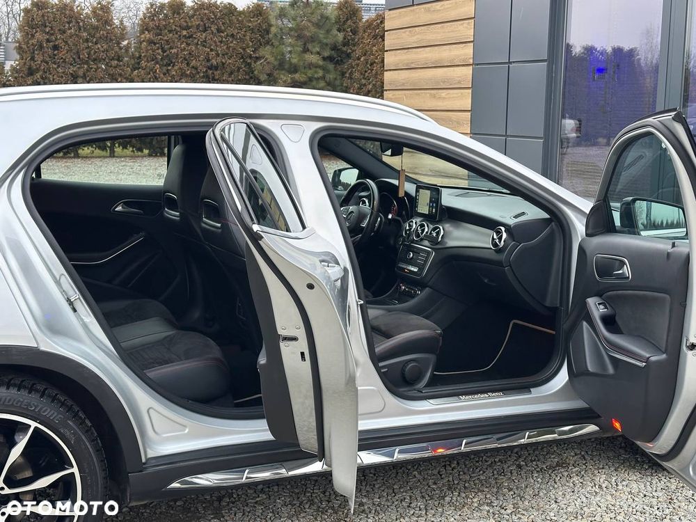 Mercedes-Benz GLA 180 d 7G-DCT AMG Line - 9