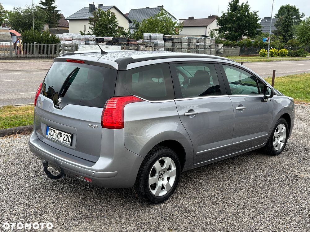 Peugeot 5008 - 29