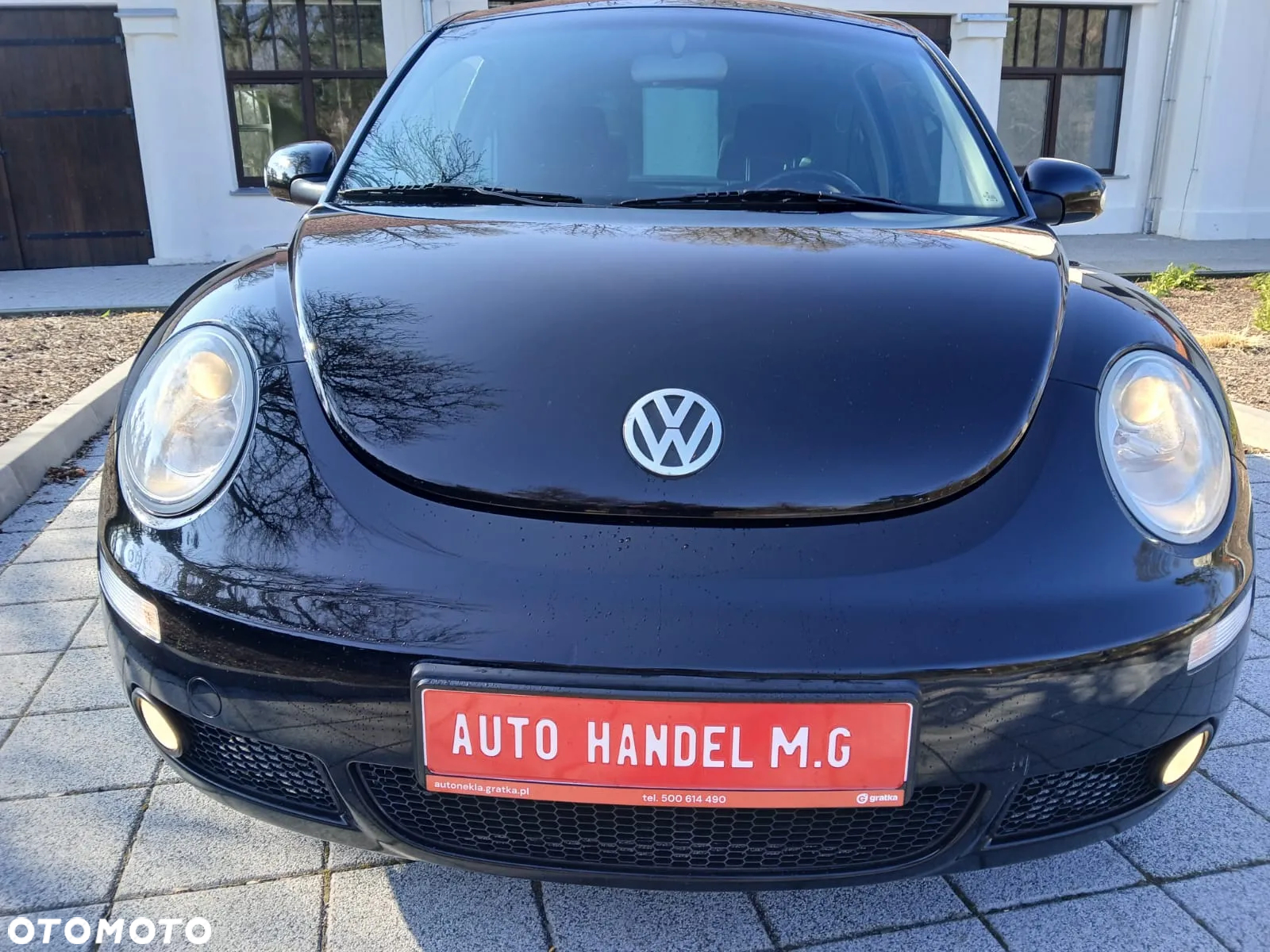 Volkswagen New Beetle - 2