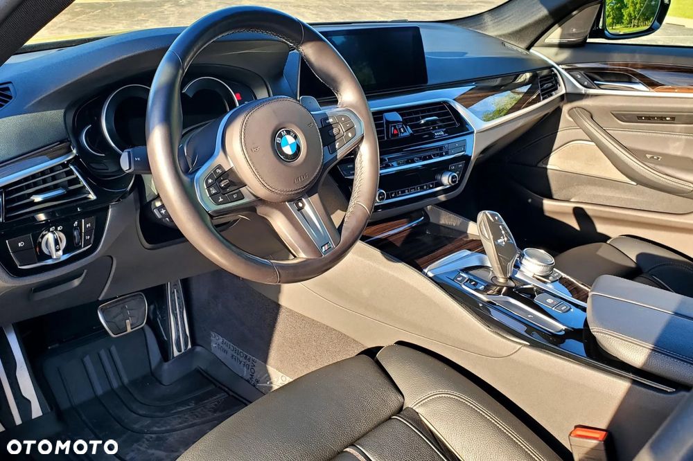 BMW Seria 5 540i xDrive M Sport sport - 11