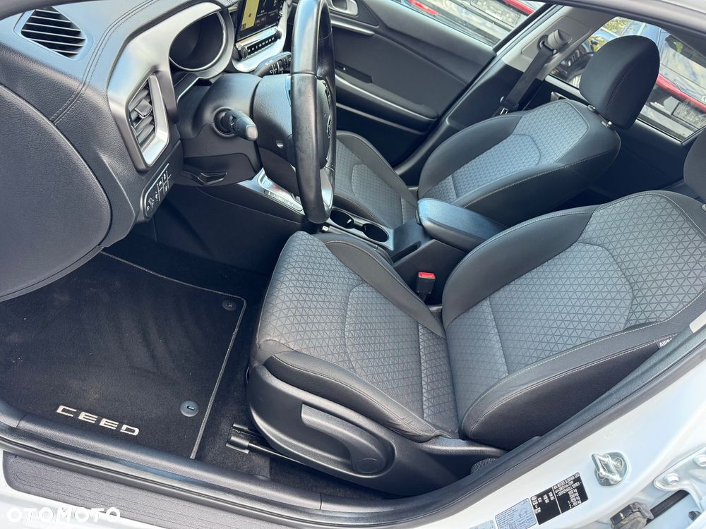 Kia Ceed 1.4 T-GDI L DCT - 17