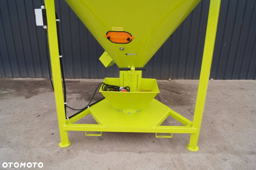 Paszowy mieszalnik pasz ADRAF  Super Model Twister 500 750 1000 1200 1500 2000 2500 3000 4000 5000 - 14