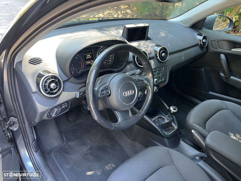 Audi A1 Sportback 1.6 TDI Ambition - 12