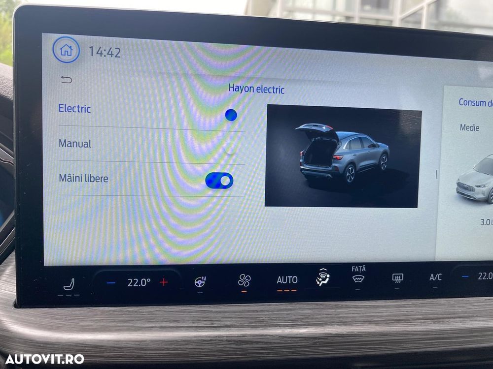 Ford Kuga - 19