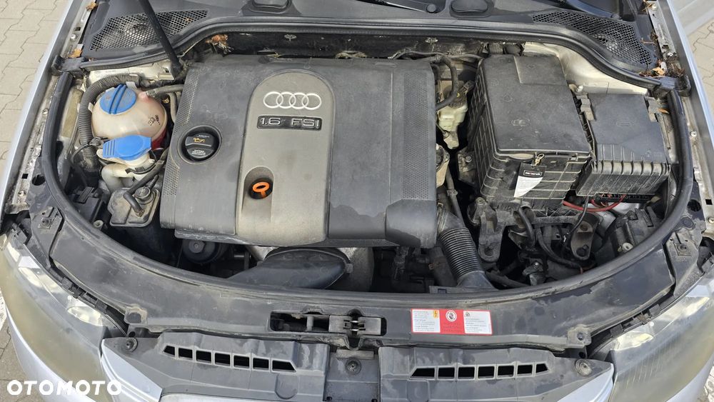 Audi A3 3-drzwiowe 1.6 FSI Ambiente - 9