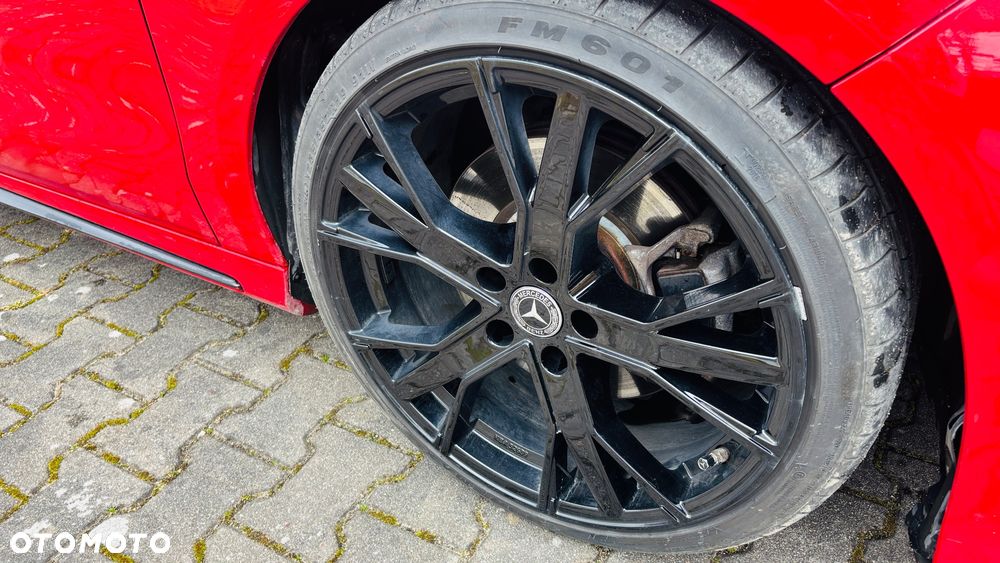 Mercedes-Benz CLA 250 4Matic 7G-DCT AMG Line - 17