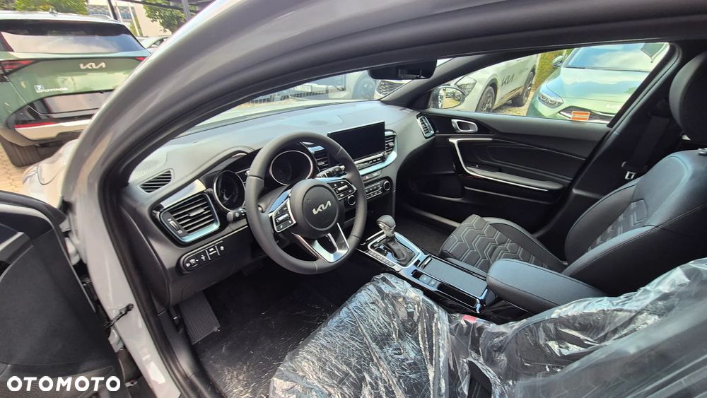 Kia XCeed 1.6 T-GDI Tribute DCT - 16