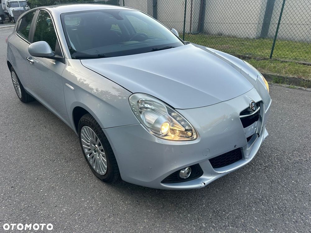 Alfa Romeo Giulietta - 1