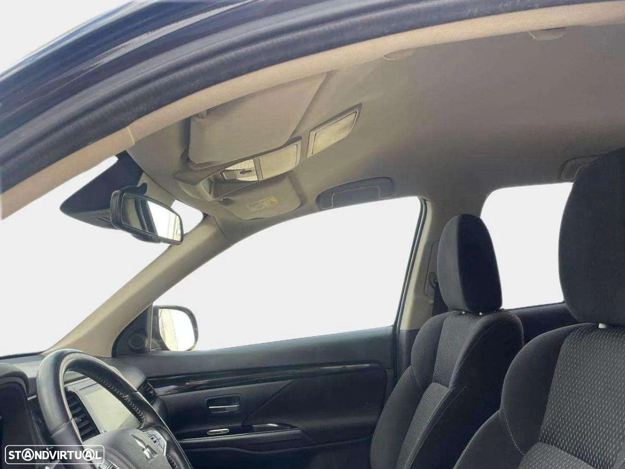 Mitsubishi Outlander 2.4 PHEV Intense - 10