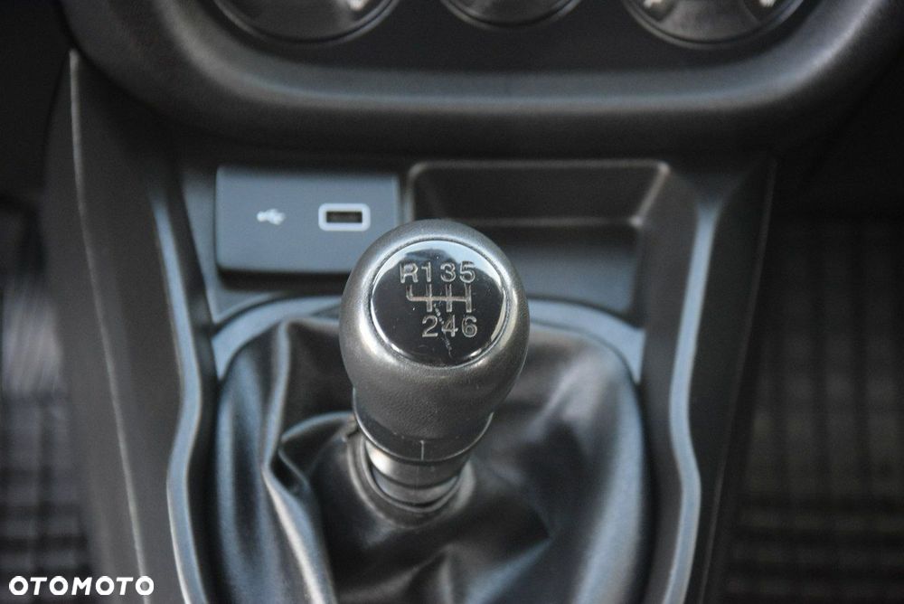 Fiat Doblo 1.4 T-Jet 16V Lounge - 25