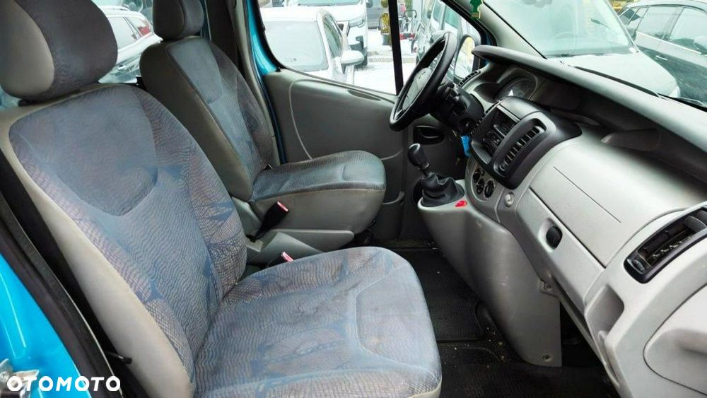 Renault Trafic - 8