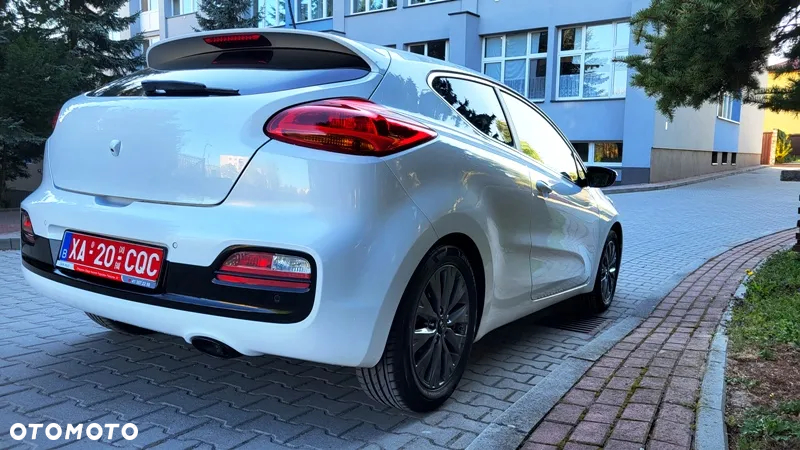 Kia ProCeed Pro_cee'd 1.4 M - 7