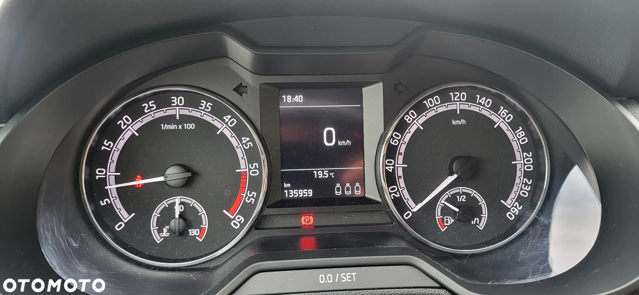 Skoda Octavia 1.6 TDI Active - 8
