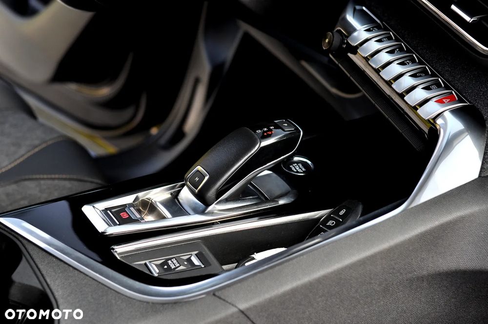 Peugeot 5008 2.0 BlueHDI Crossway S&S EAT8 - 35