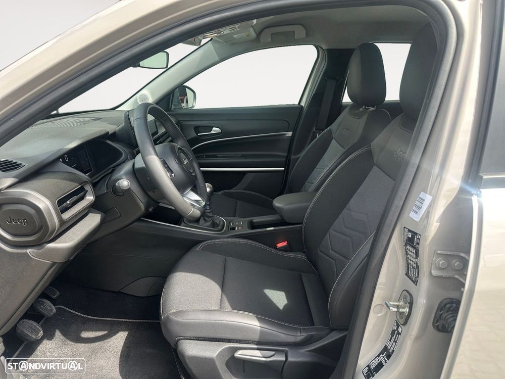 Jeep Avenger 1.2 GSE T3 Altitude - 9