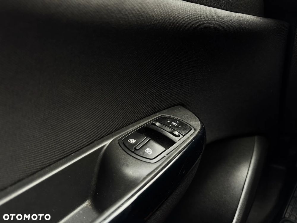 Opel Corsa 1.4 Enjoy - 18