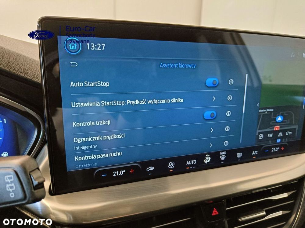 Ford Focus 1.0 EcoBoost Titanium X - 24