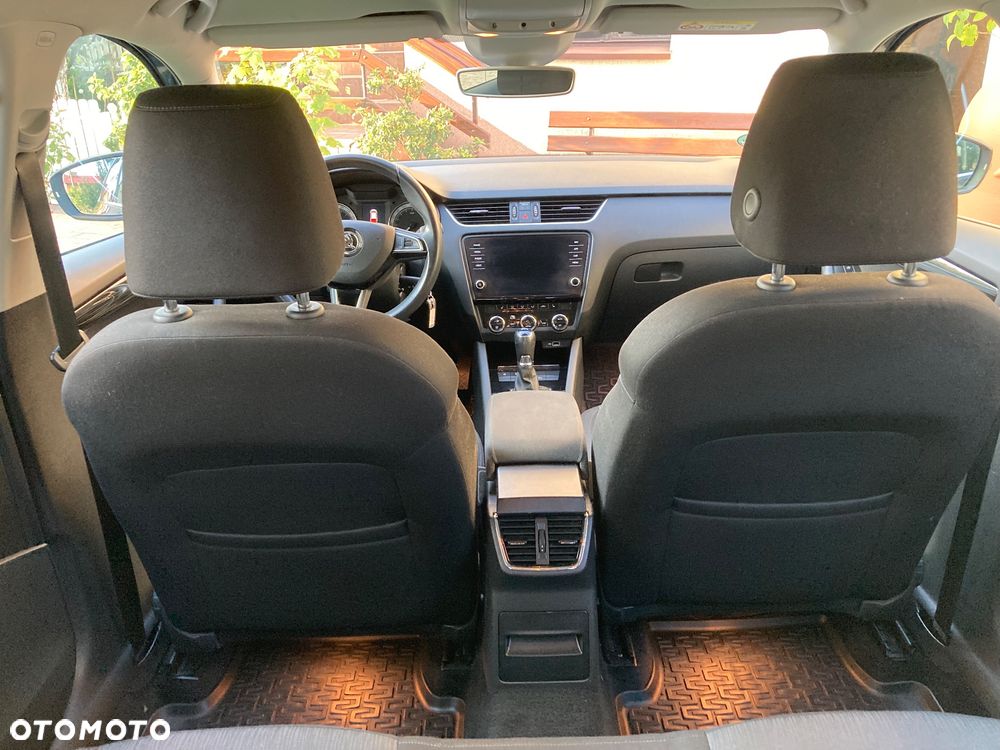 Skoda Octavia 2.0 TDI Ambition DSG - 13
