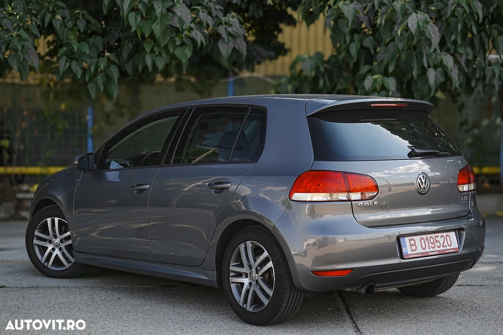 Volkswagen Golf 1.2 TSI BlueMotion Technology Comfortline - 4