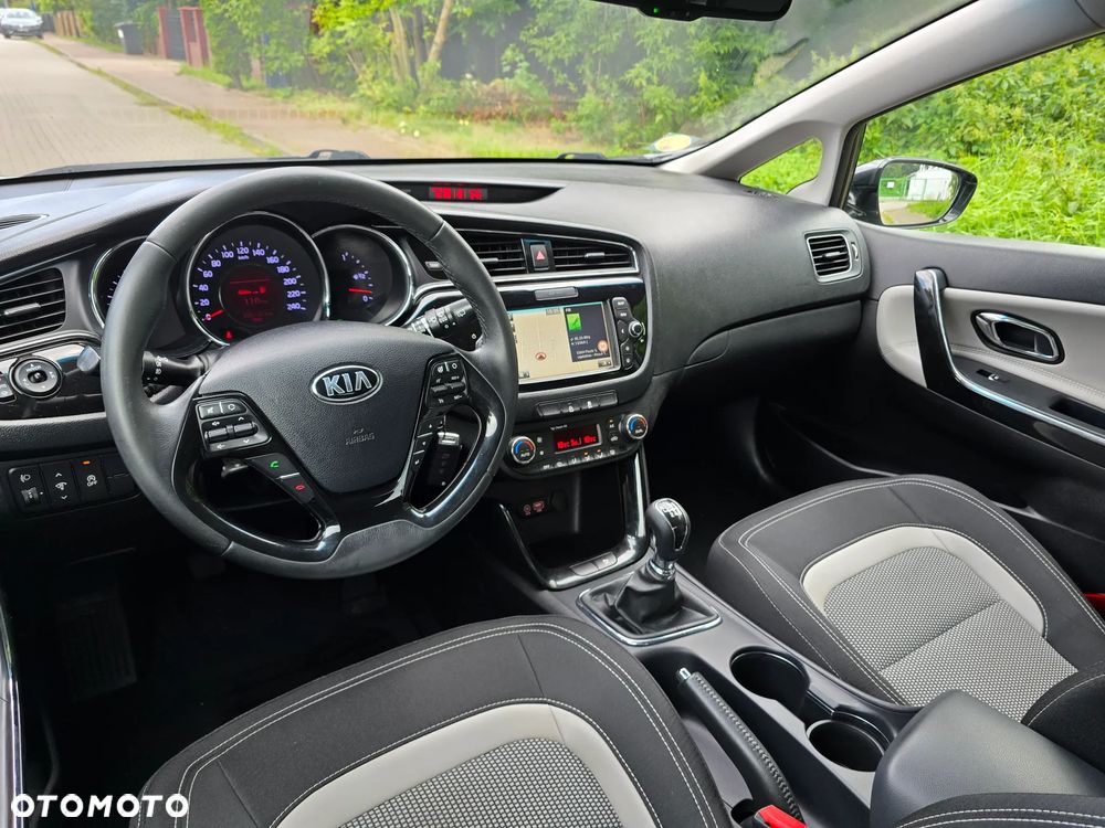 Kia Ceed 1.6 CRDi L - 3