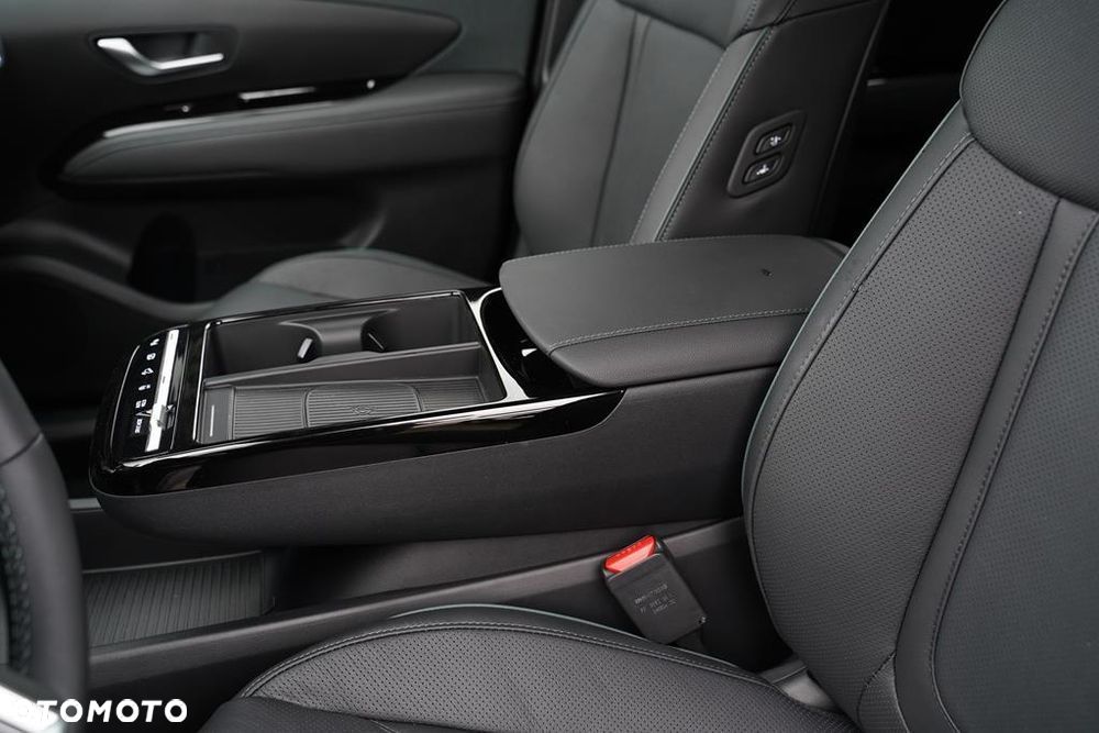 Hyundai Tucson 1.6 T-GDi HEV Platinum 2WD - 21