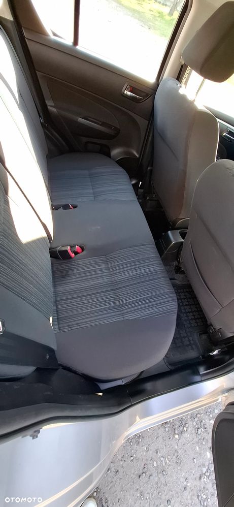 Suzuki Swift - 9