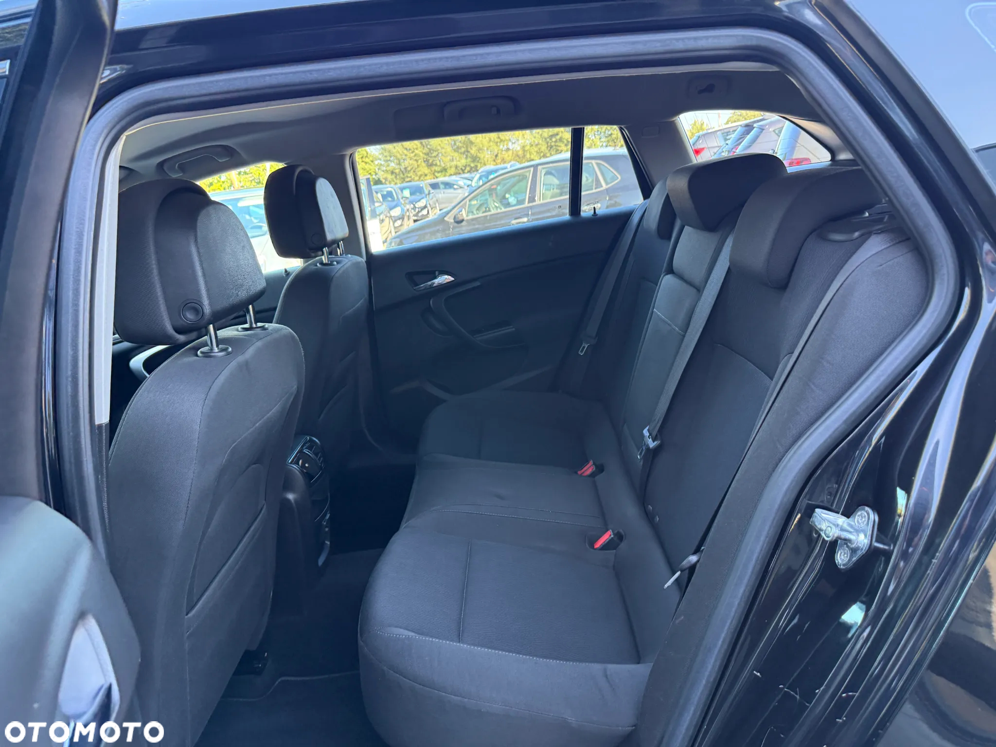 Opel Insignia 1.8 - 33