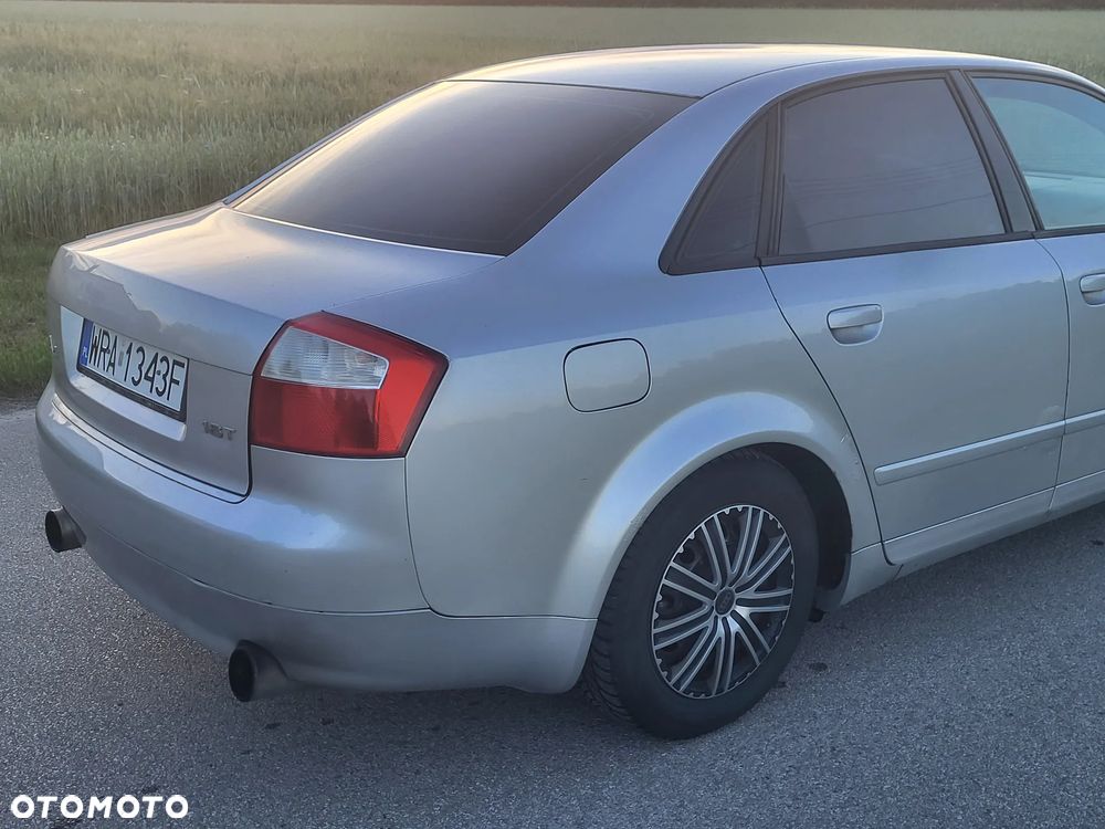 Audi A4 Limousine 1.8T - 4