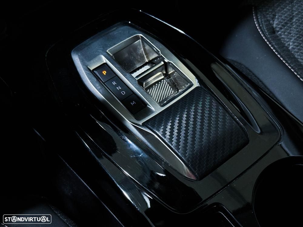 Peugeot 208 1.2 Hybrid Allure e-DCS6 - 43