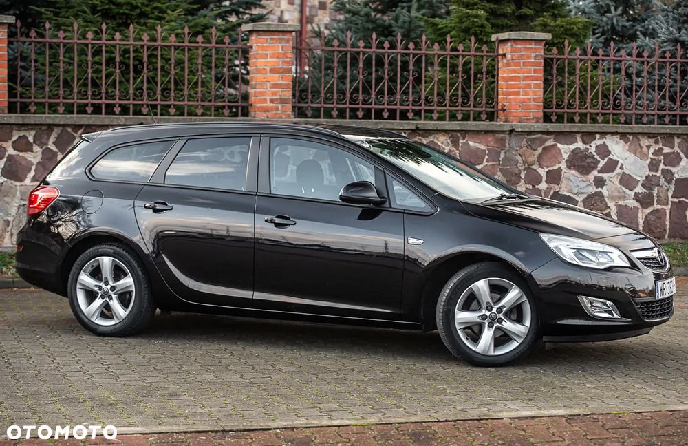 Opel Astra 1.4 Turbo Cosmo - 3
