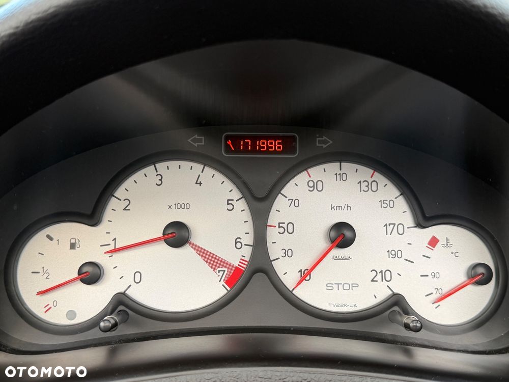 Peugeot 206 CC - 28