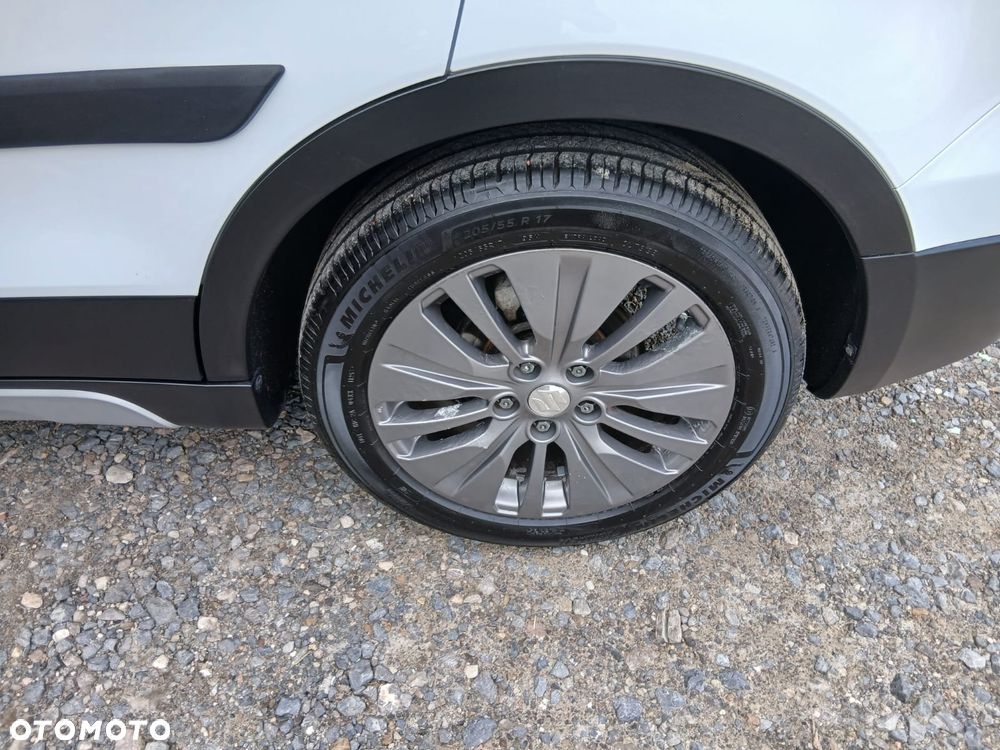 Suzuki S-Cross - 20