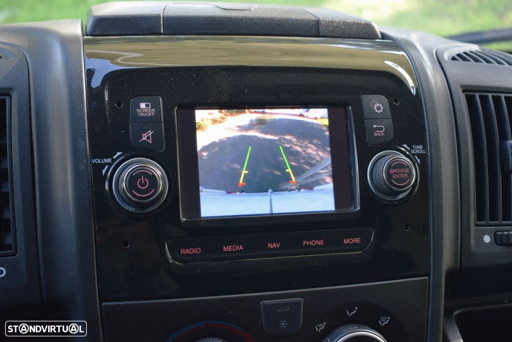 Citroën Jumper 2.2 BlueHDi 33 L2H2 Club - 16