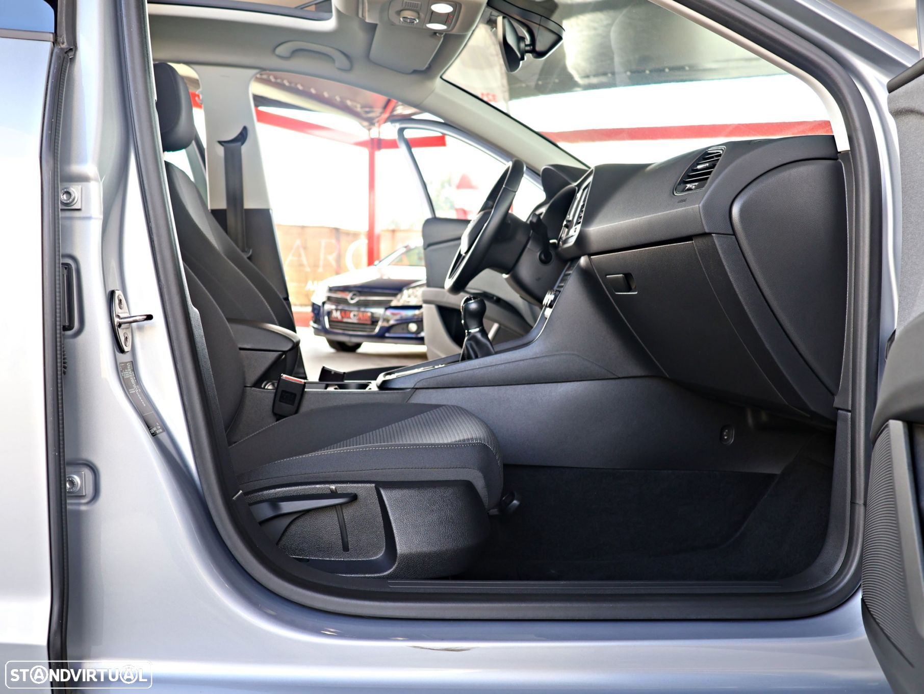 SEAT Leon ST 1.6 TDI Style S/S - 25