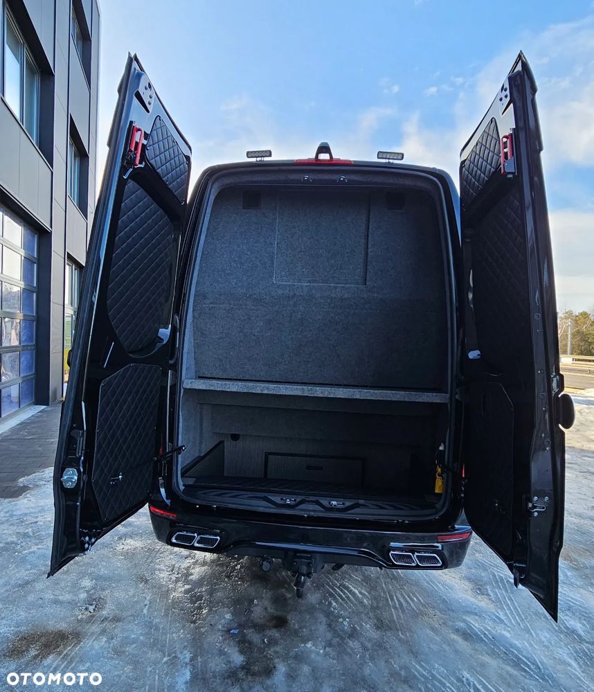 Mercedes-Benz Sprinter 519 - 27