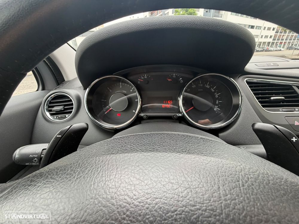 Peugeot 5008 - 36