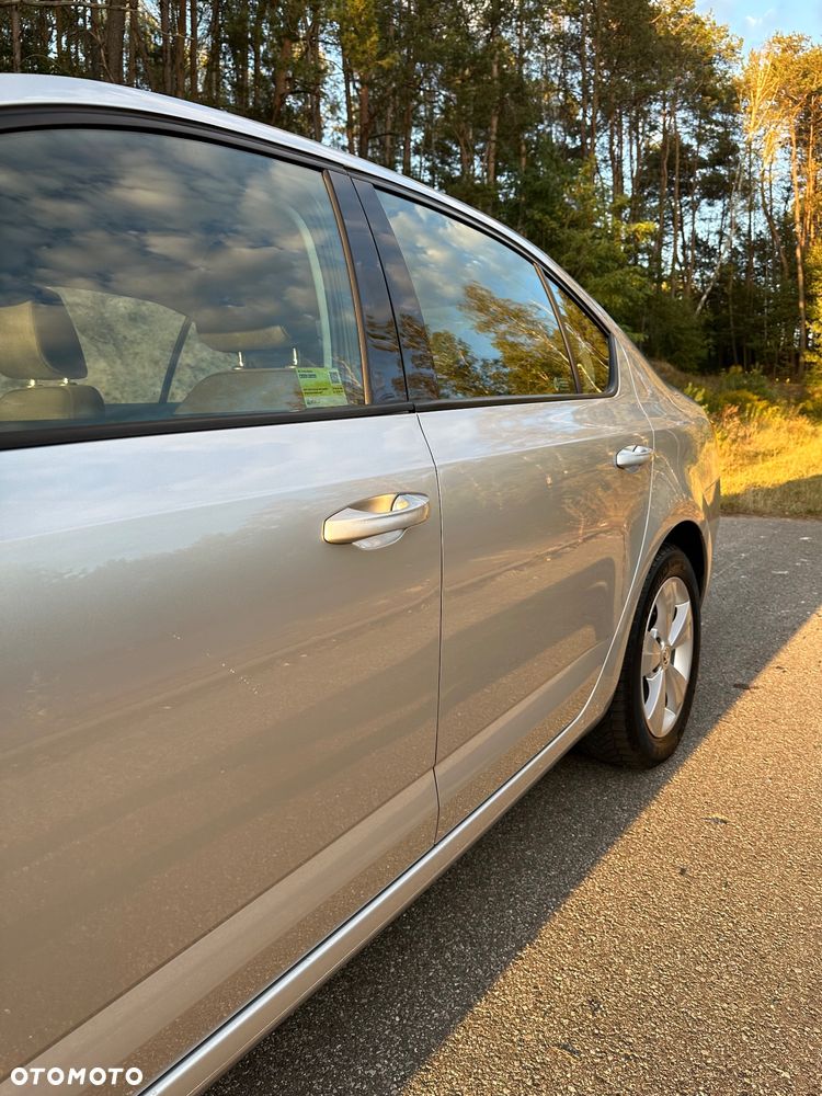 Skoda Octavia 1.5 TSI ACT Ambition - 4