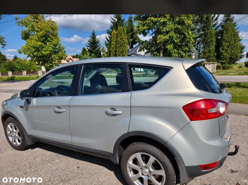 Ford Kuga - 2
