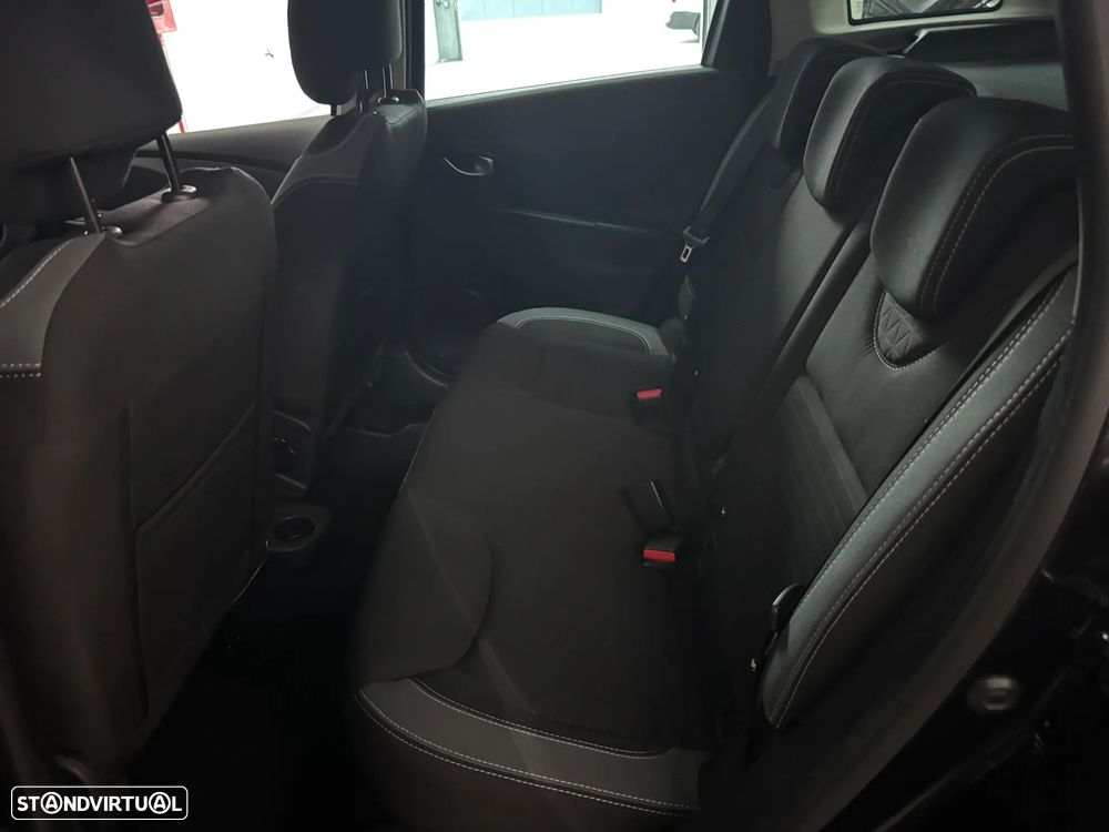 Renault Clio Sport Tourer dCi 90 EDC Luxe - 25