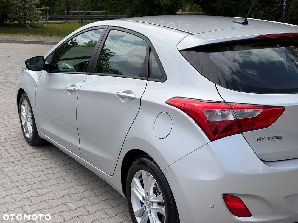 Hyundai i30 1.6 Style - 11