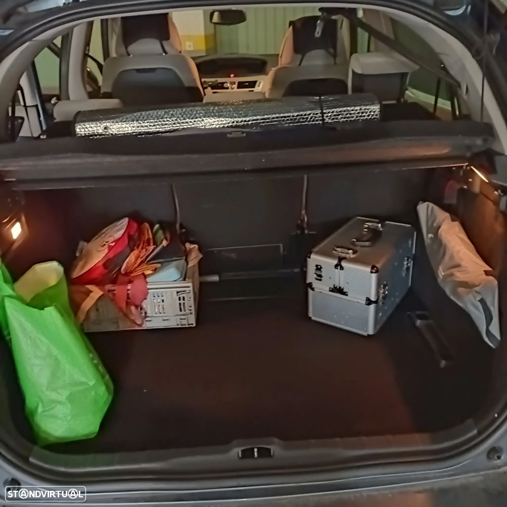 Citroën C4 Picasso 1.6 HDi Exclusive - 14