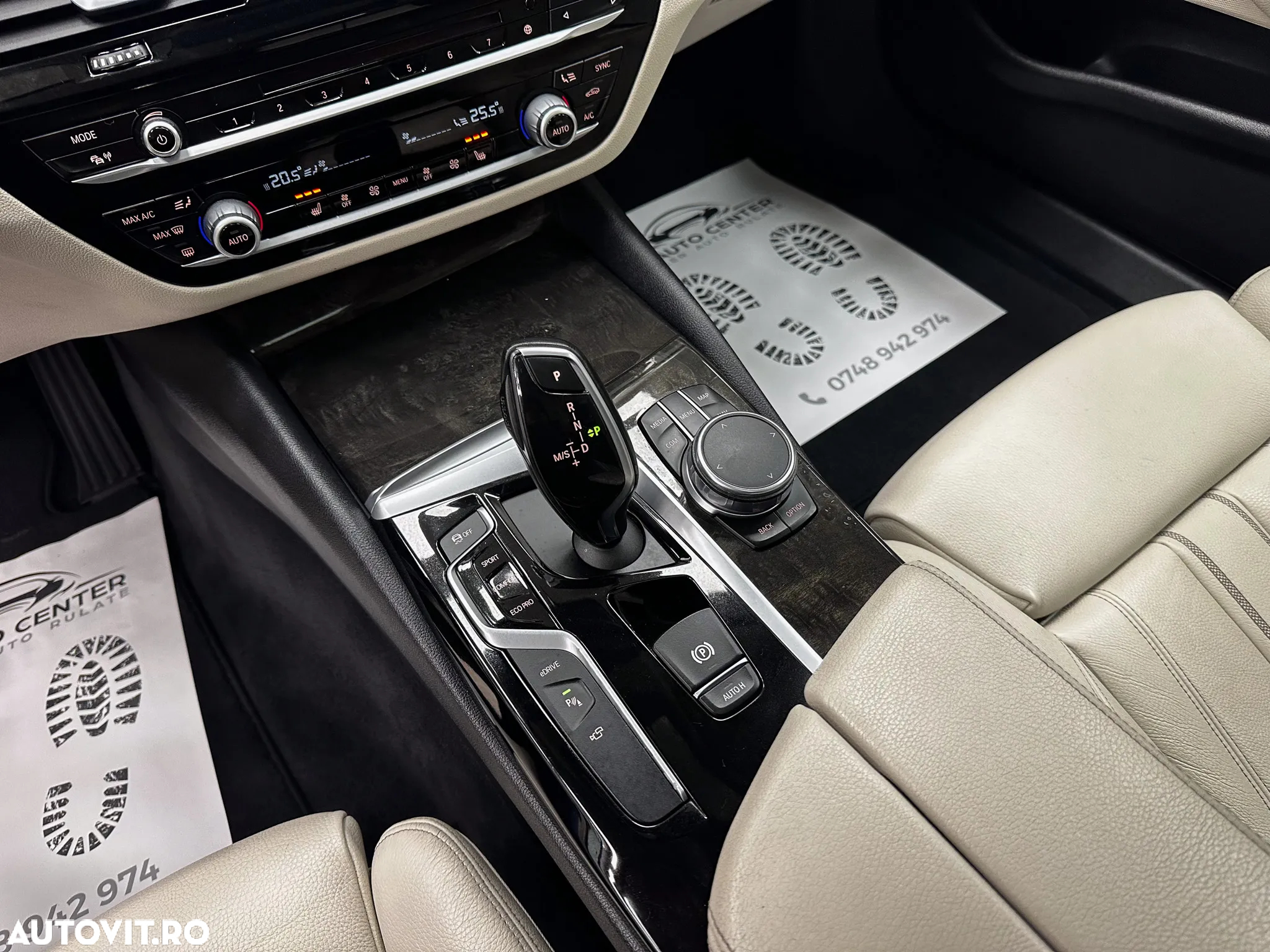 BMW Seria 5 530e Aut. Sport Line - 31