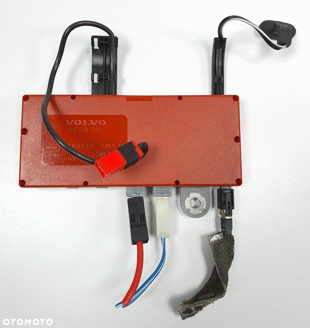 WZMACNIACZ ANTENY VOLVO S80 9459991 - 1
