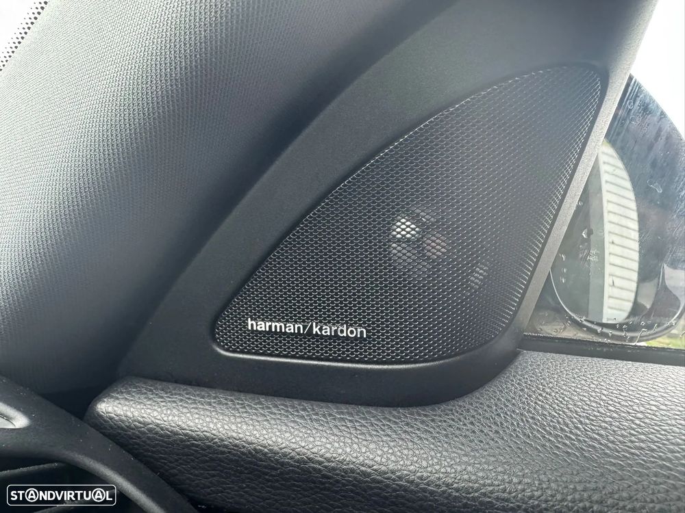 BMW 118 d Edition Exclusive - 17