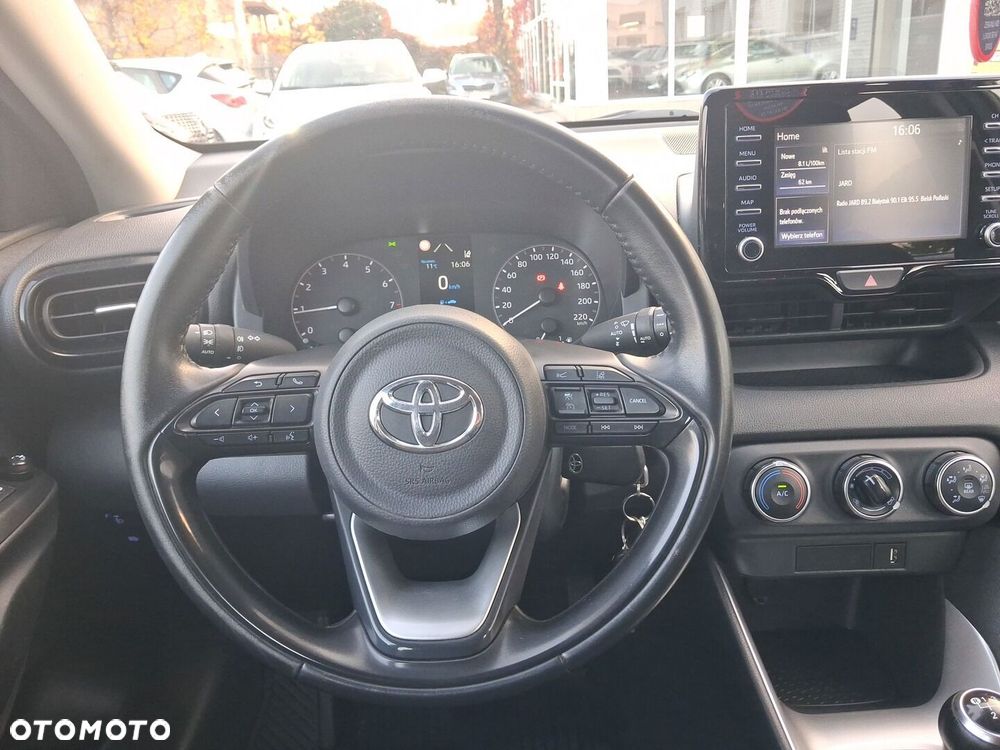 Toyota Yaris 1.5 Comfort - 17