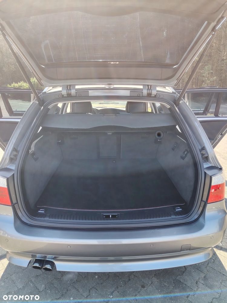BMW Seria 5 530d - 26