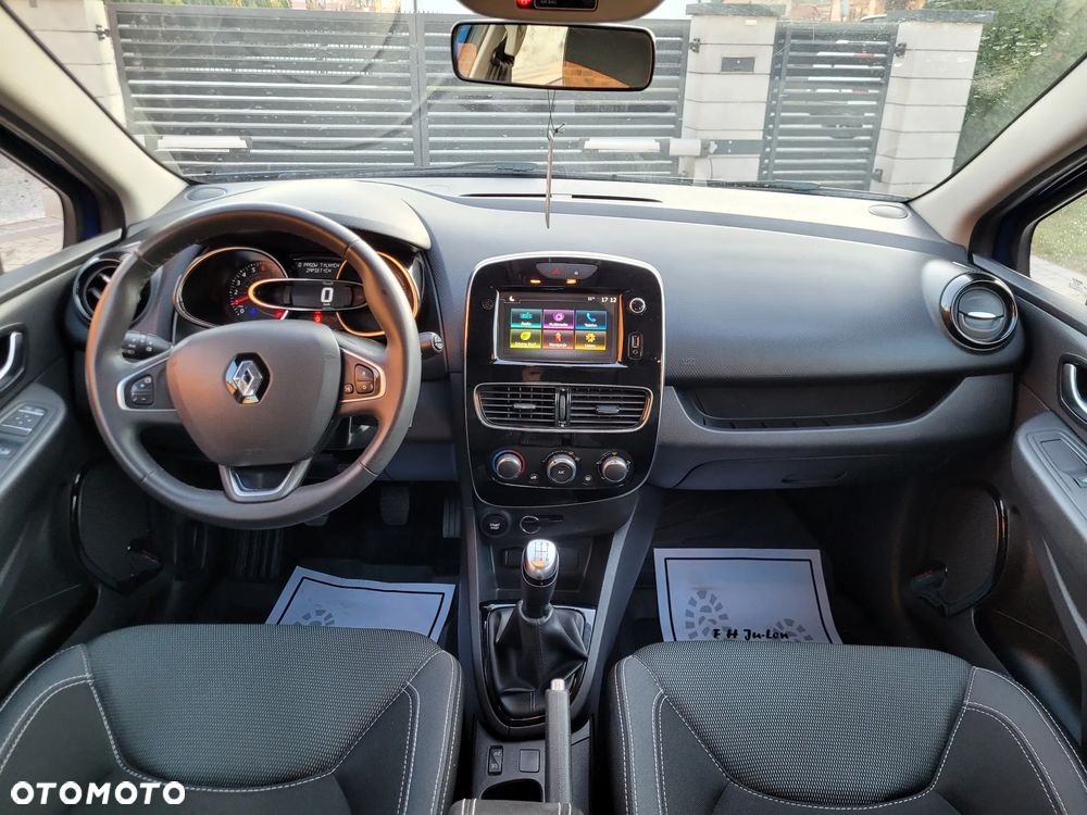 Renault Clio - 18